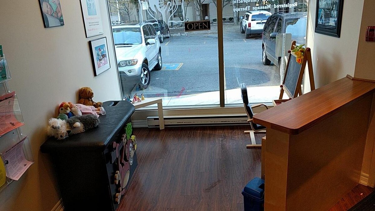 Images Mississauga Chiro- Chiropractic & Massage- Dr. Victor Pwu and Associates