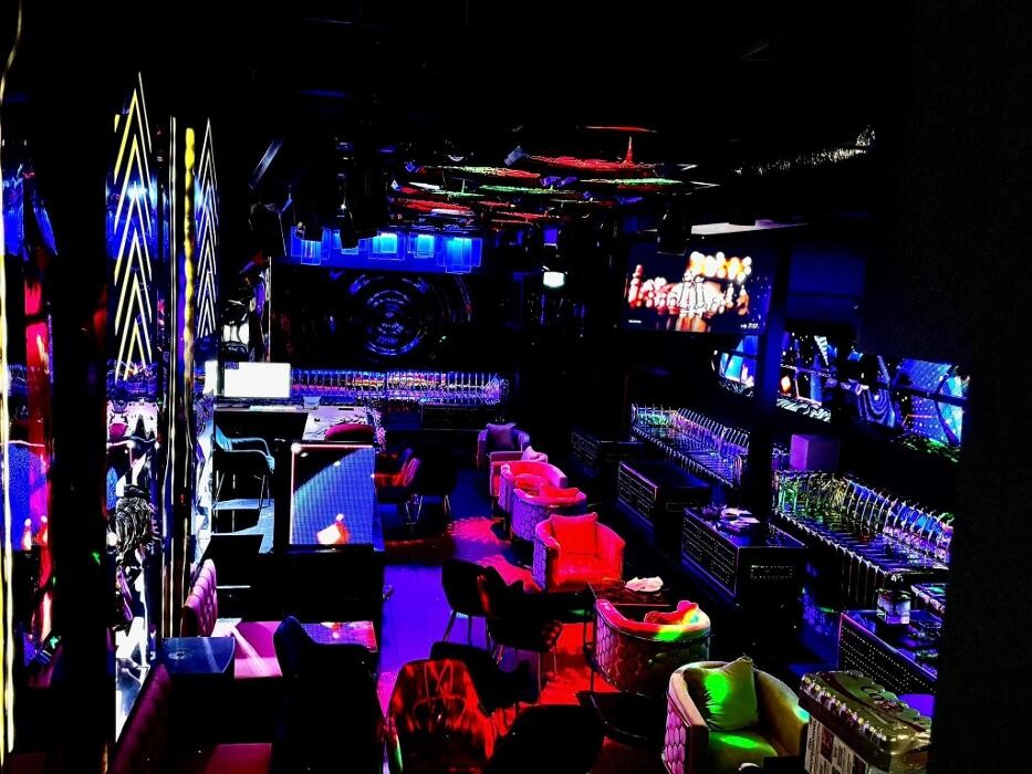 Images Eclipse Lounge & Grill