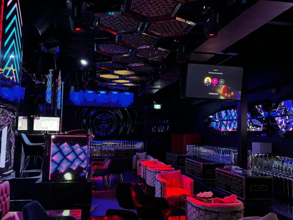 Images Eclipse Lounge & Grill