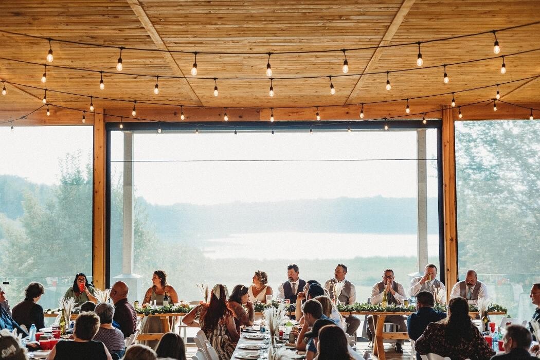 Images Lakeview Weddings & Events