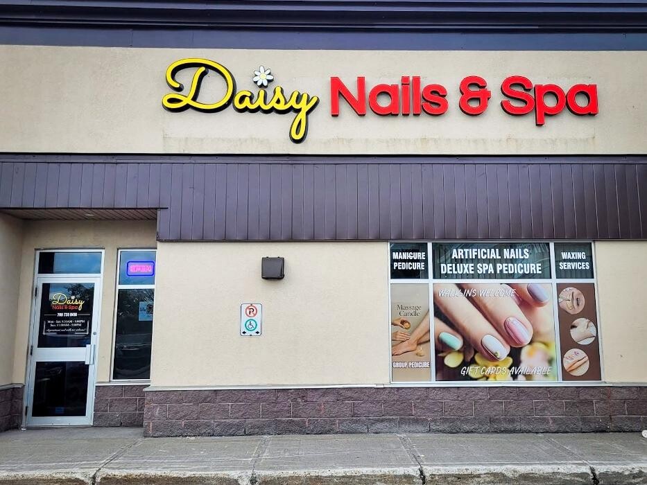 Images Daisy Nails & Spa