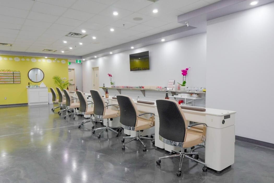 Images Daisy Nails & Spa