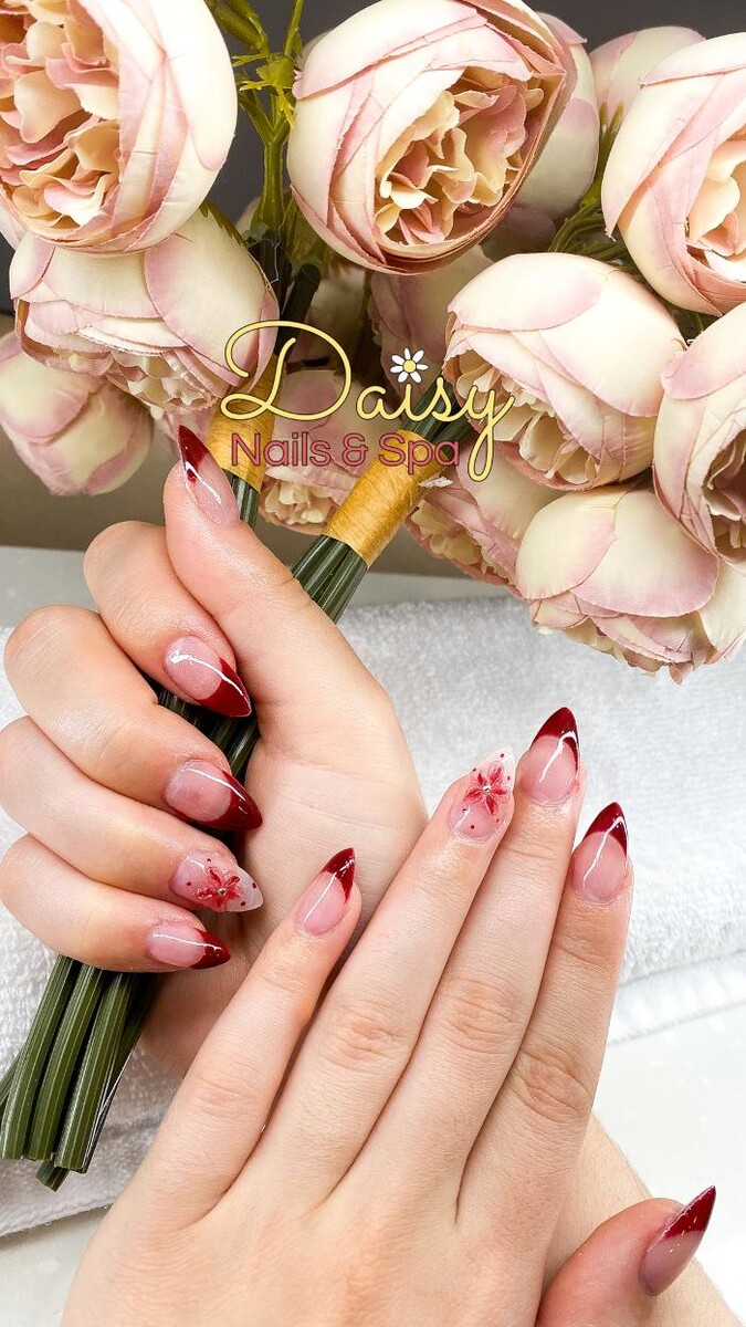 Images Daisy Nails & Spa