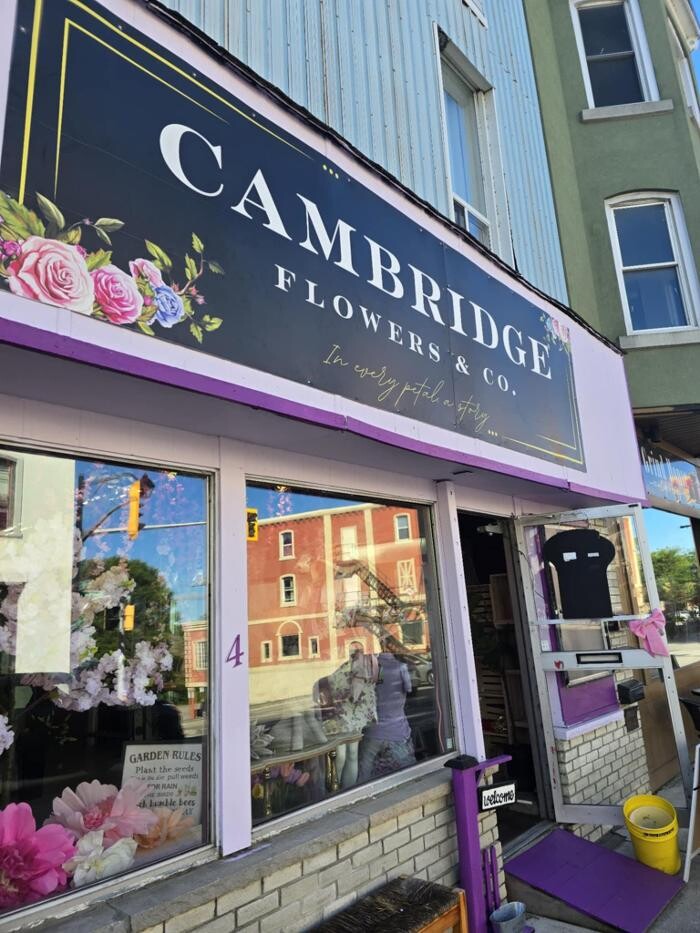 Images Cambridge Flowers & Co.