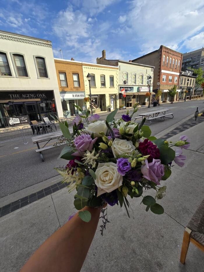 Images Cambridge Flowers & Co.