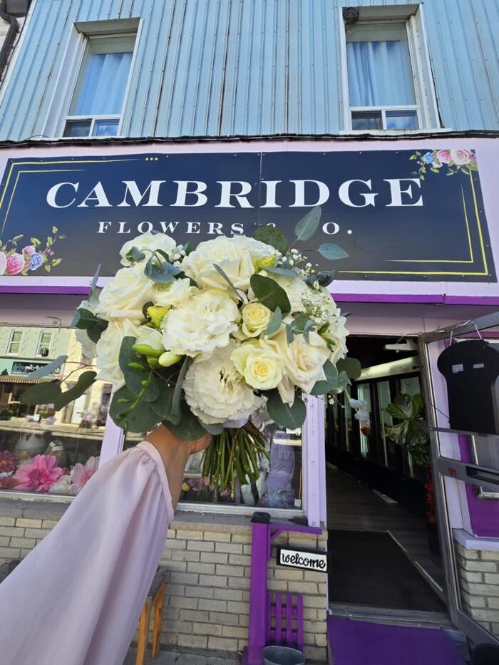 Images Cambridge Flowers & Co.