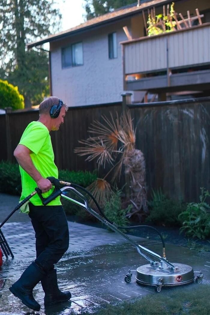 Images Arbutus Exteriors