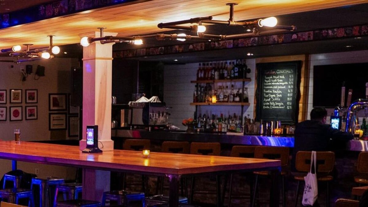 Images Function Bar + Kitchen