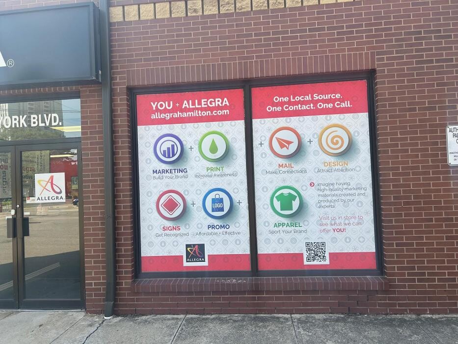 Images Allegra Hamilton, ON