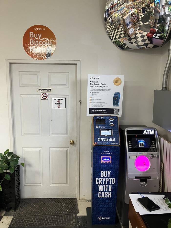Images CoinFlip Bitcoin ATM - Westoak Convenience (Oakville)