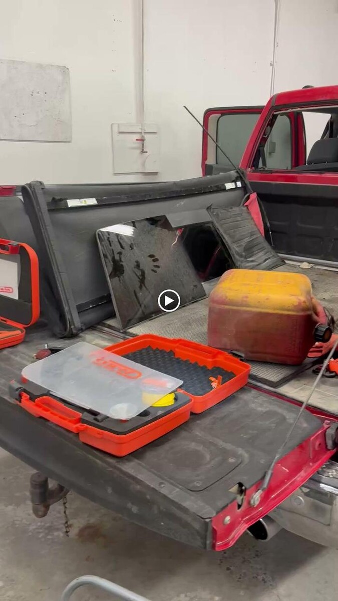 Images JT Auto Glass Windshield Repair & Replacement Ottawa