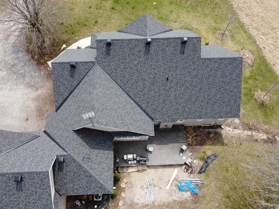 Images Villeneuve Roofing