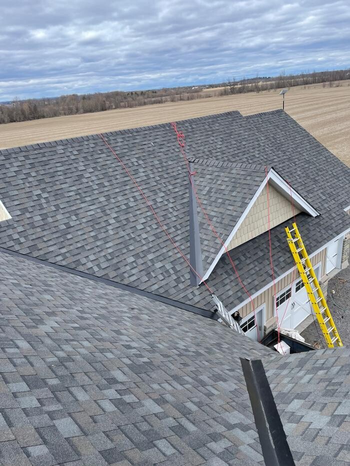 Images Villeneuve Roofing