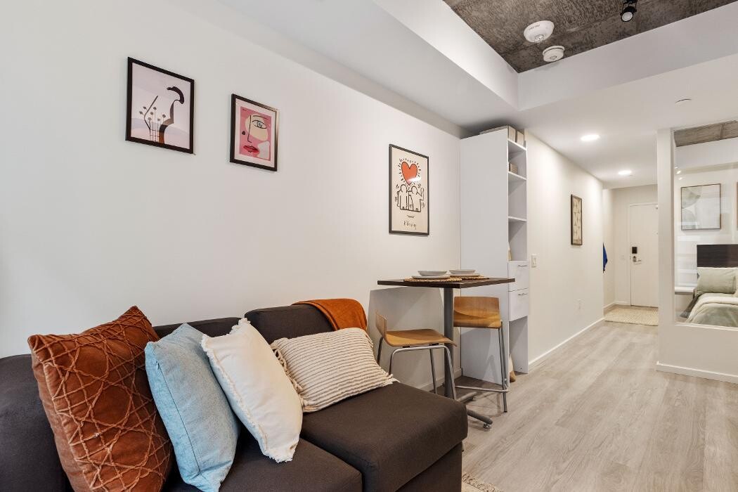 Images ALMA @ ByWard Market - Student Housing Ottawa