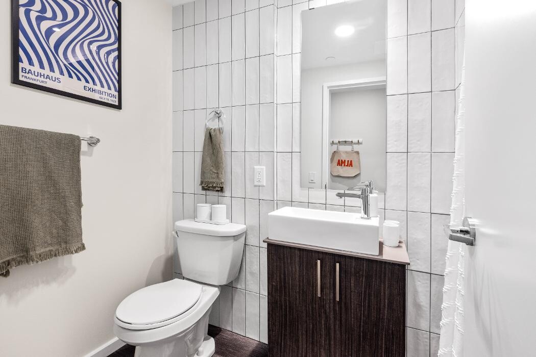 Images ALMA @ ByWard Market - Student Housing Ottawa
