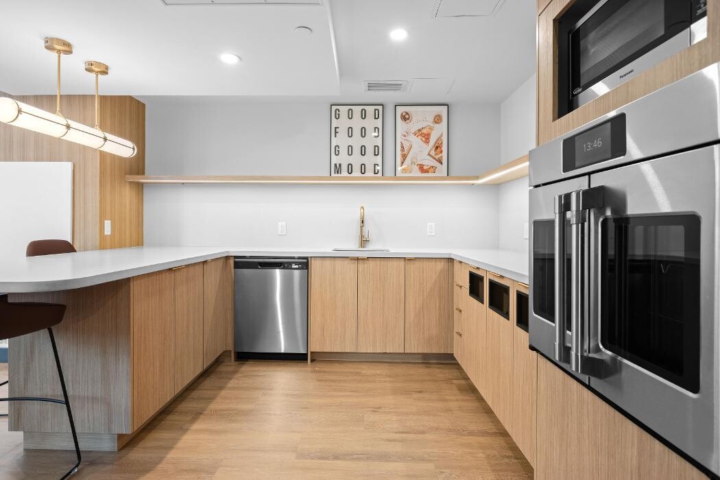 Images ALMA @ ByWard Market - Student Housing Ottawa