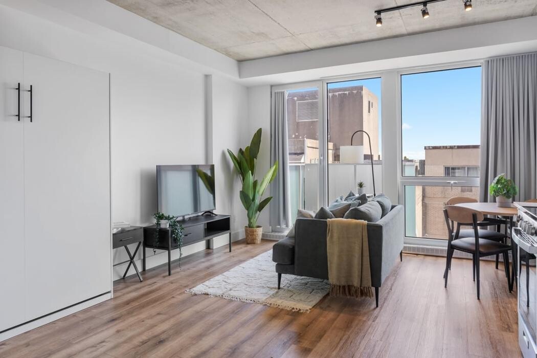 Images ALMA @ Shaughnessy Village - Furnished Apartments