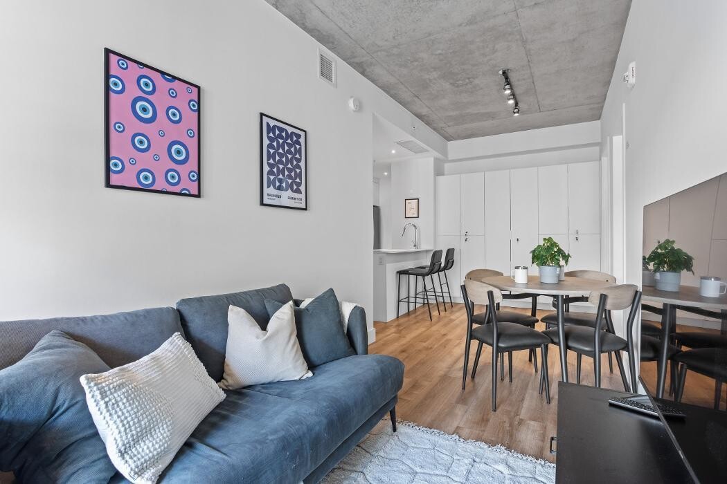 Images ALMA @ Shaughnessy Village - Furnished Apartments