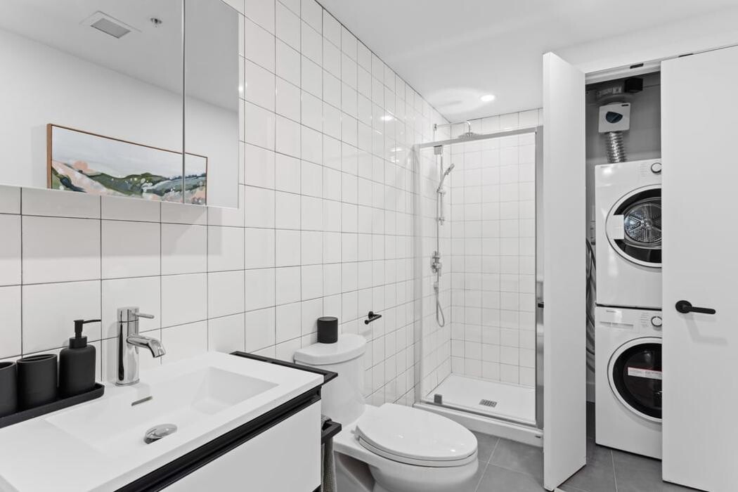 Images ALMA @ Shaughnessy Village - Furnished Apartments