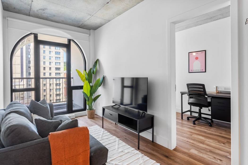 Images ALMA @ Shaughnessy Village - Furnished Apartments