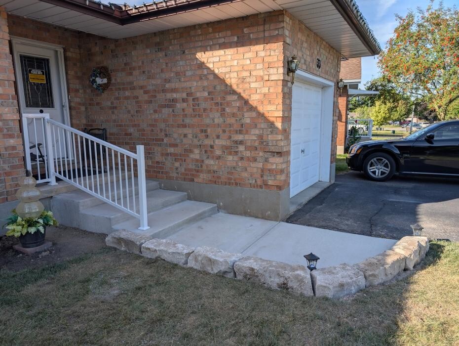 Images Schweyer Property Services Inc