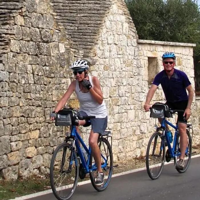 Images Pedal and Sea Adventures