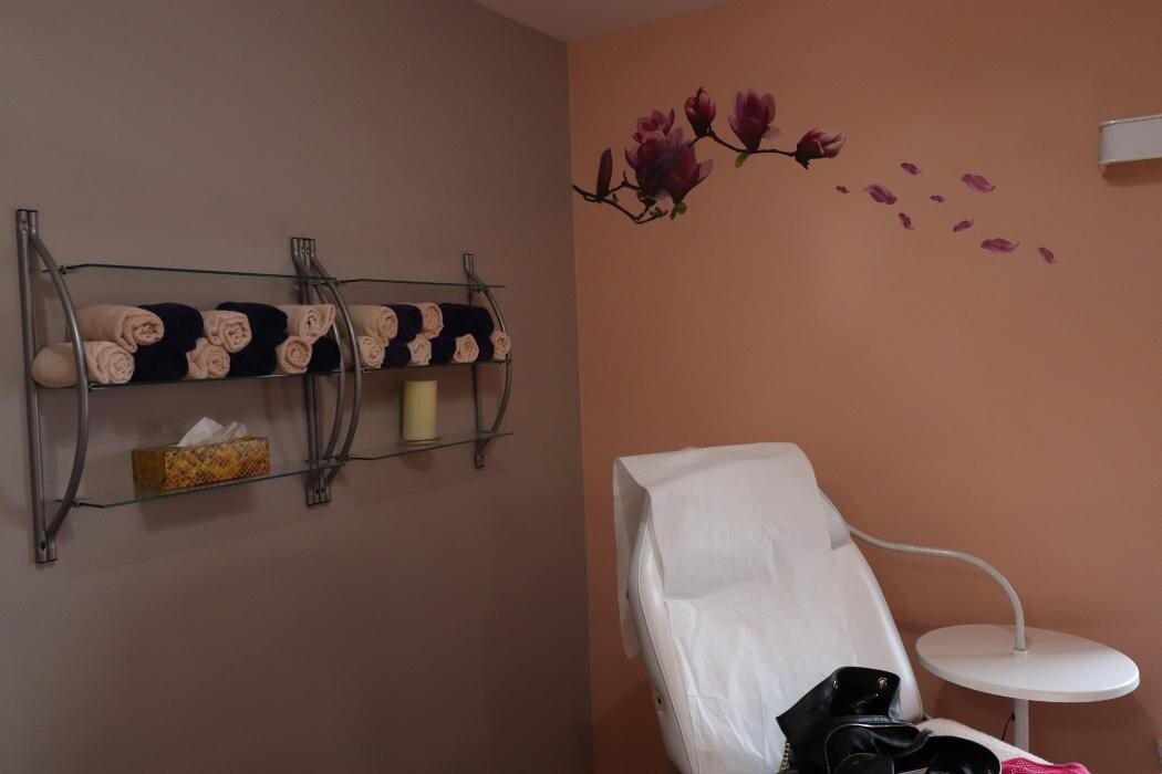 Images Advanced Therapeutic Skin Care Centre DivModernElectrolysis Inc