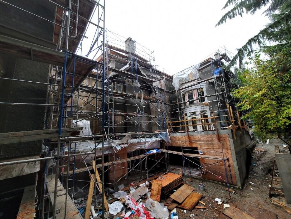 Images SRS Roofing & Exteriors coquitlam