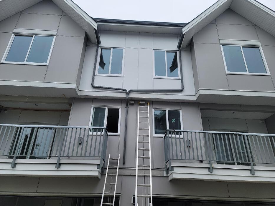 Images SRS Roofing & Exteriors coquitlam