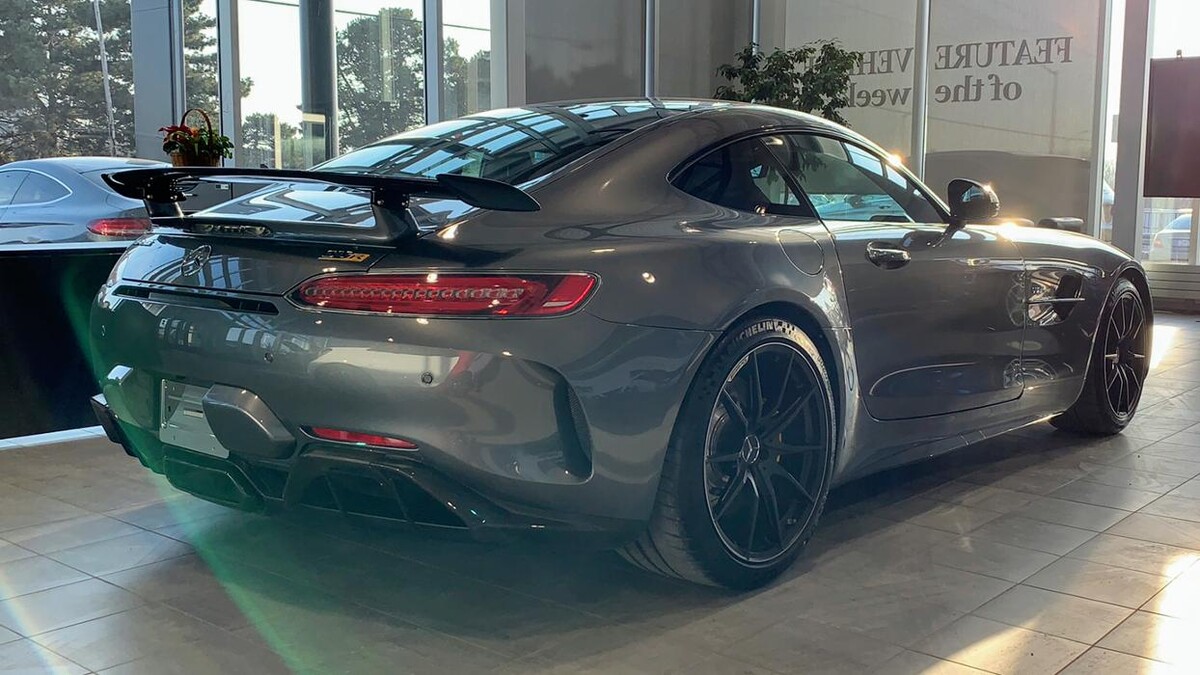 Images Mercedes-Benz Kingston