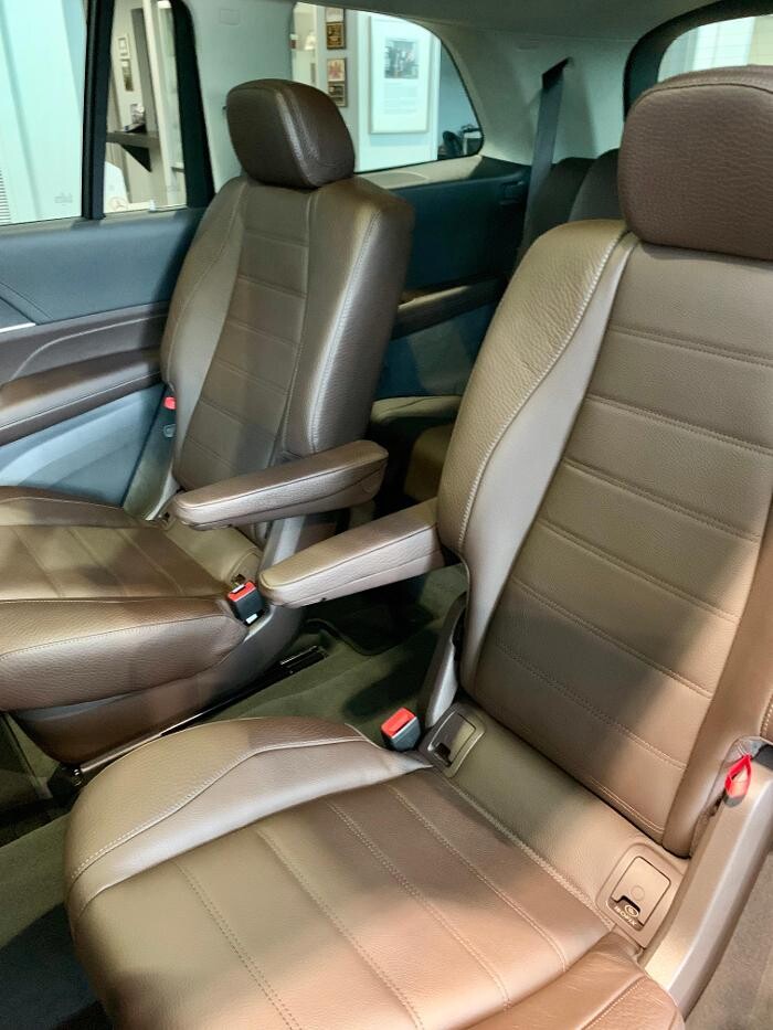 Images Mercedes-Benz Kingston