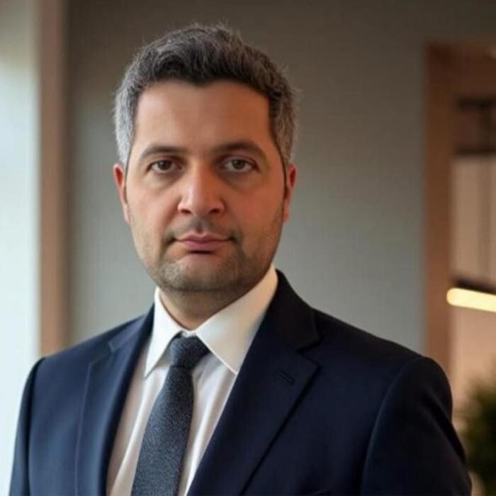 Images Nazar Tarpinian - Courtier Hypothécaire