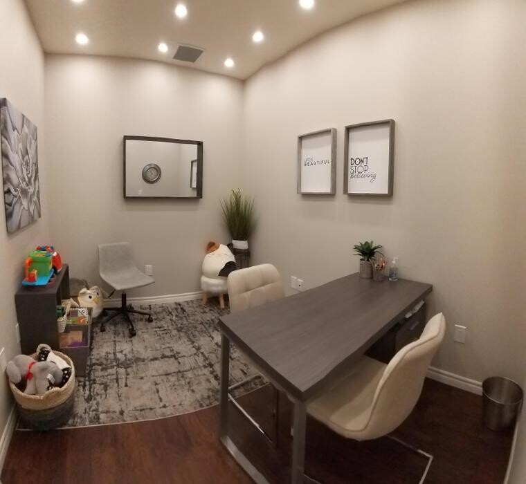 Images Pillars of Wellness - Burlington Physiotherapy, Counselling, Chiropractor