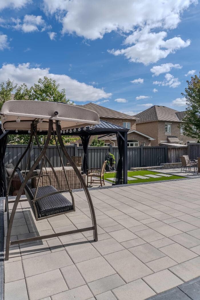 Images Falcons Landscaping & Snow Removal