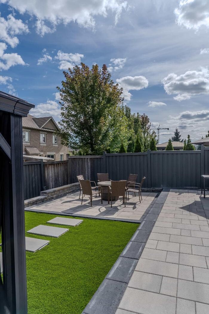 Images Falcons Landscaping & Snow Removal