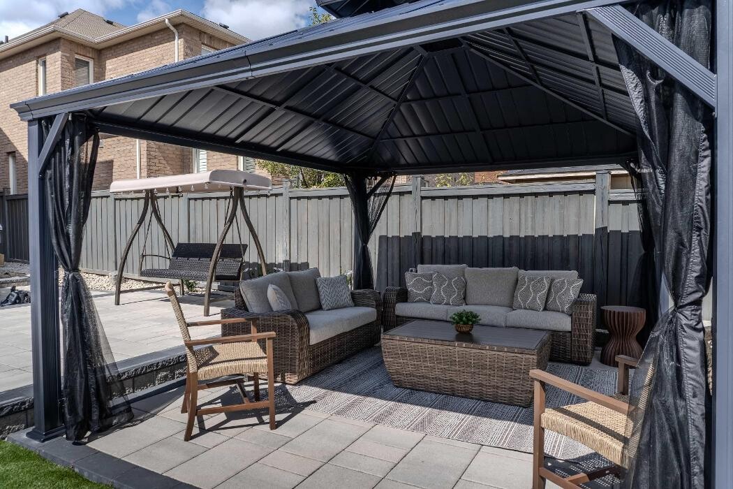 Images Falcons Landscaping & Snow Removal