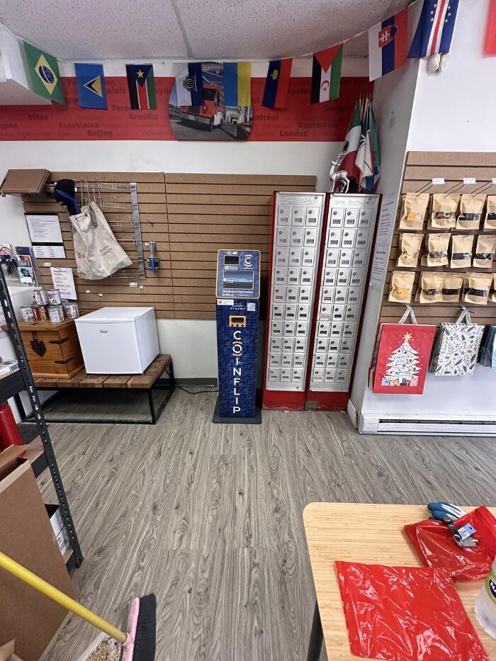 Images CoinFlip Bitcoin ATM - Tabagie Etoile Polaire & BP Villeneuve (Montreal)