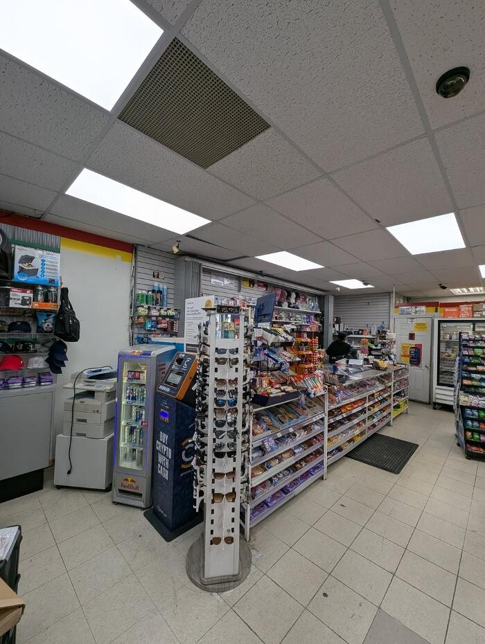 Images CoinFlip Bitcoin ATM - Ben's Variety (London)