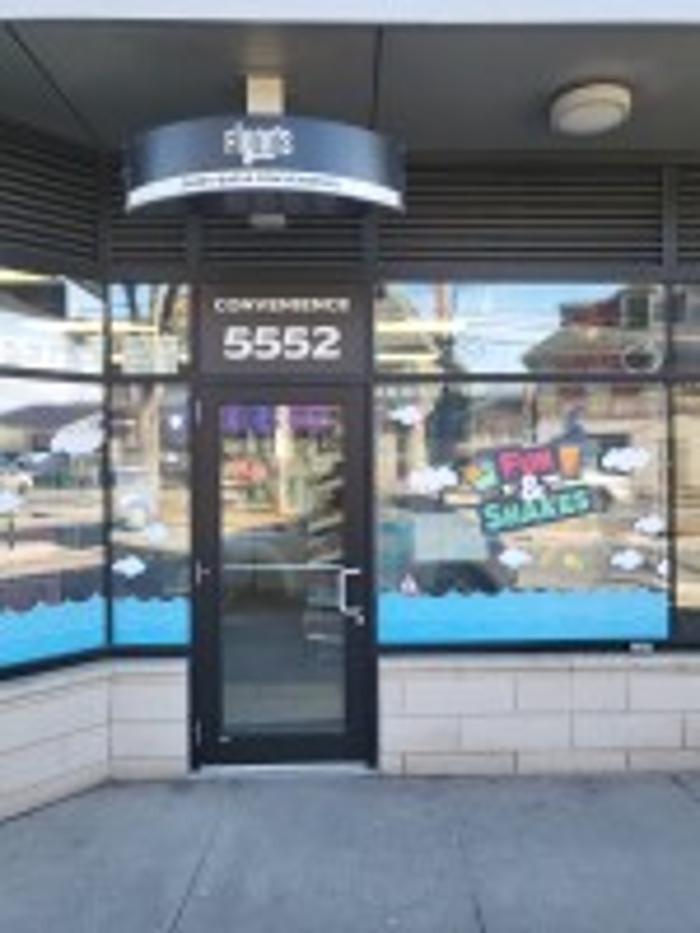 Images CoinFlip Bitcoin ATM - Flynn's Dairy Bar & Convenience (Kaye) (Halifax)