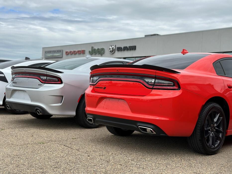 Images SSRD - Southside Dodge Chrysler Jeep Ram Fiat