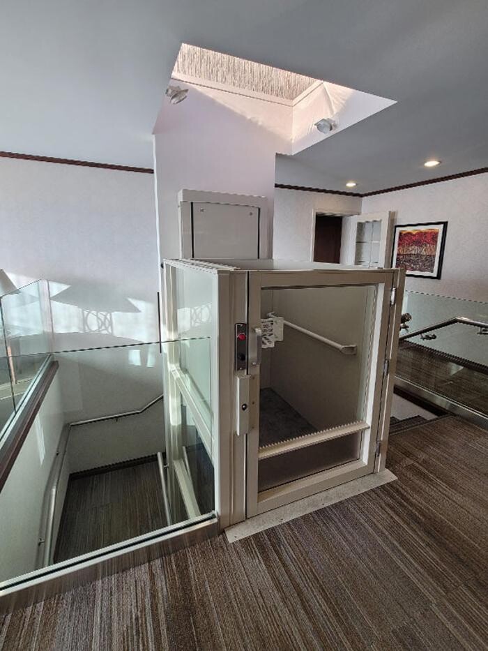 Images Tim Orser's Lift Service