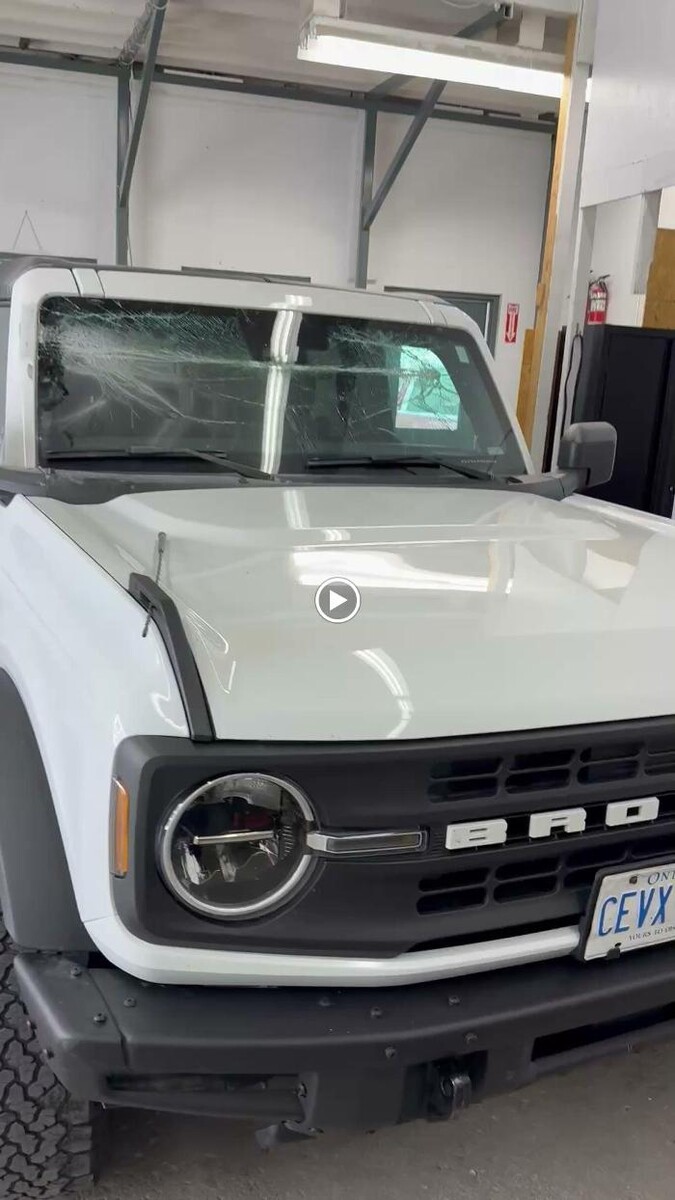 Images Jt Auto Glass Windshield Repair Ottawa | Windshield Replacement Ottawa