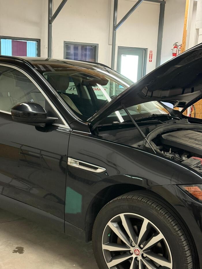 Images Jt Auto Glass Windshield Repair Ottawa | Windshield Replacement Ottawa