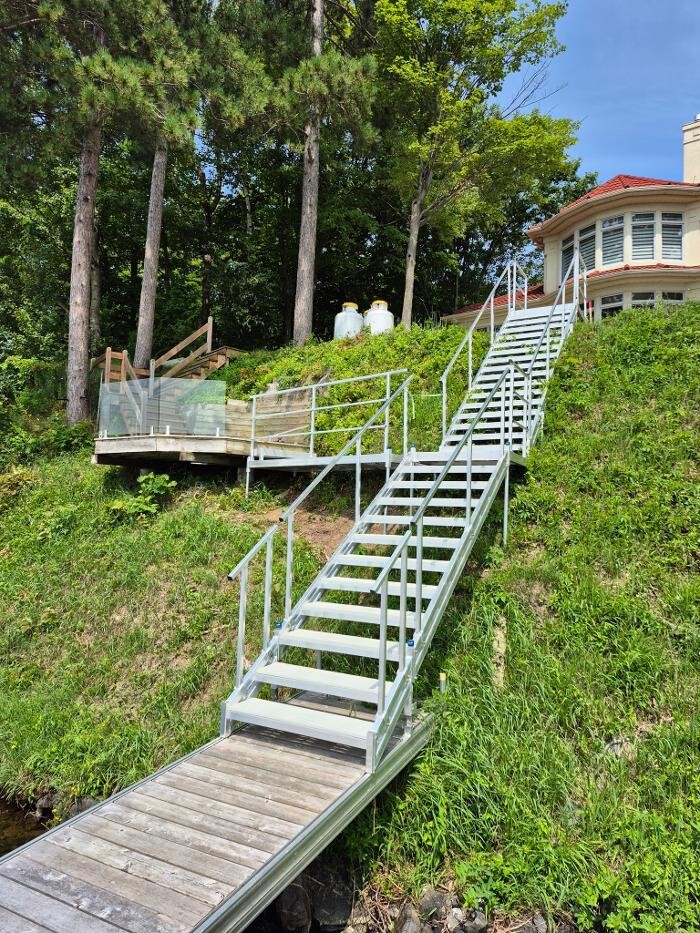 Images Les Quais DanRoc Inc.