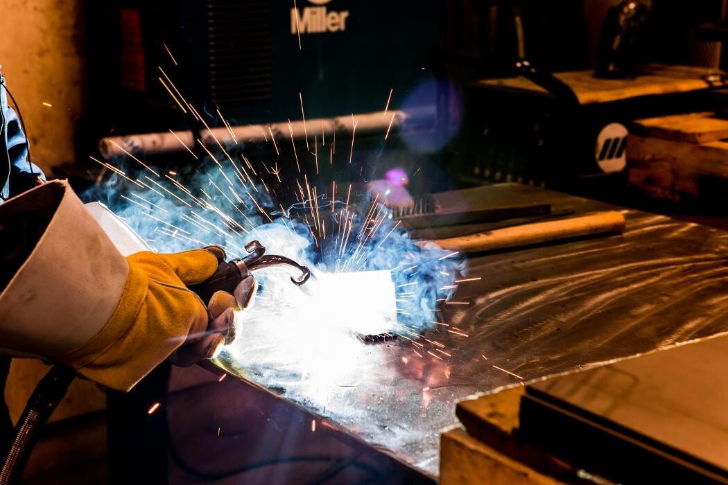 Images Overlanders Manufacturing LP