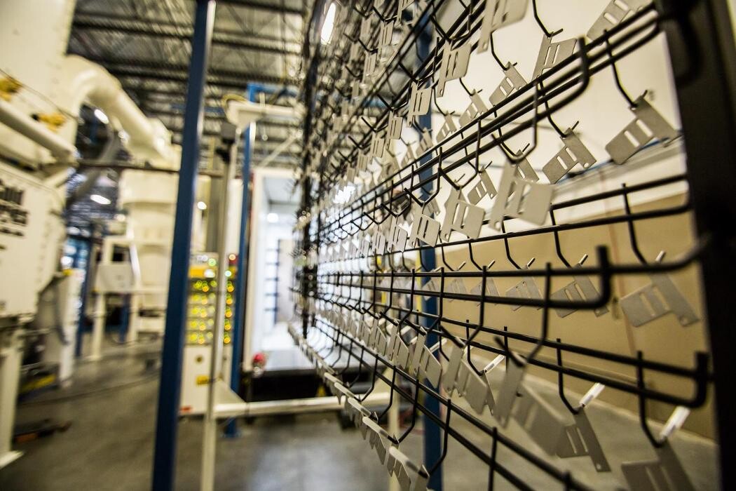 Images Overlanders Manufacturing LP