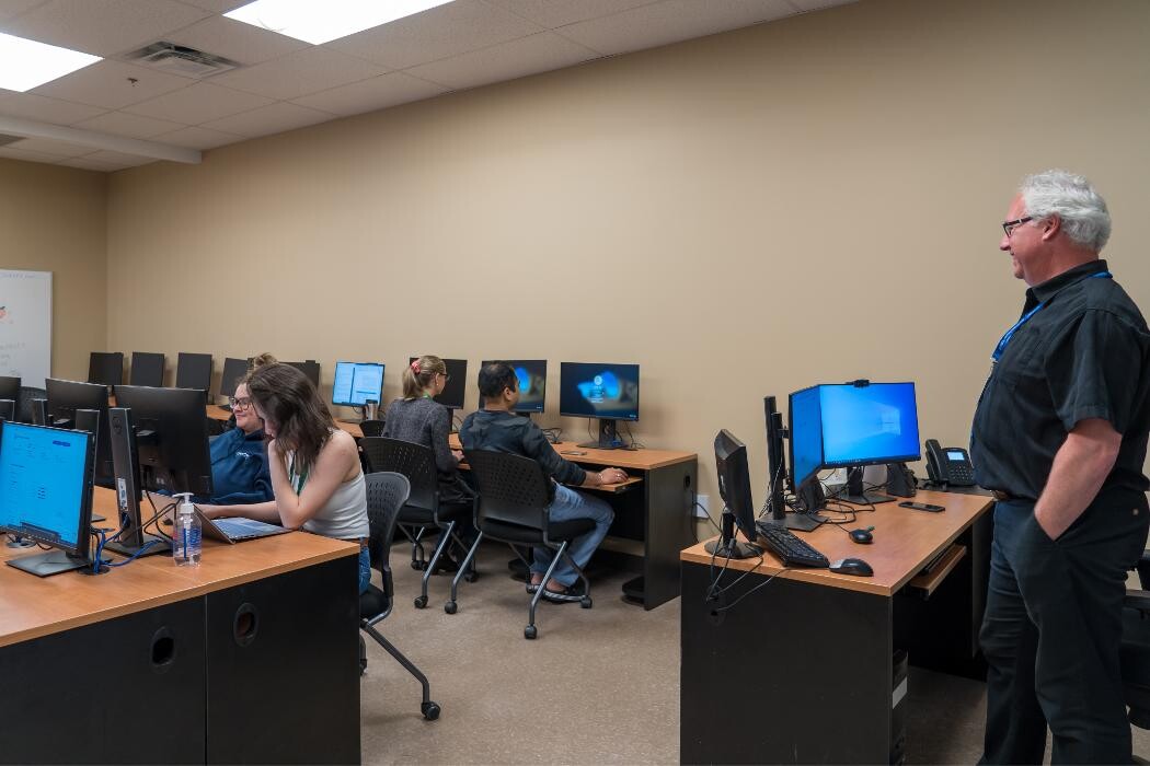 Images Eastern College - Halifax Campus