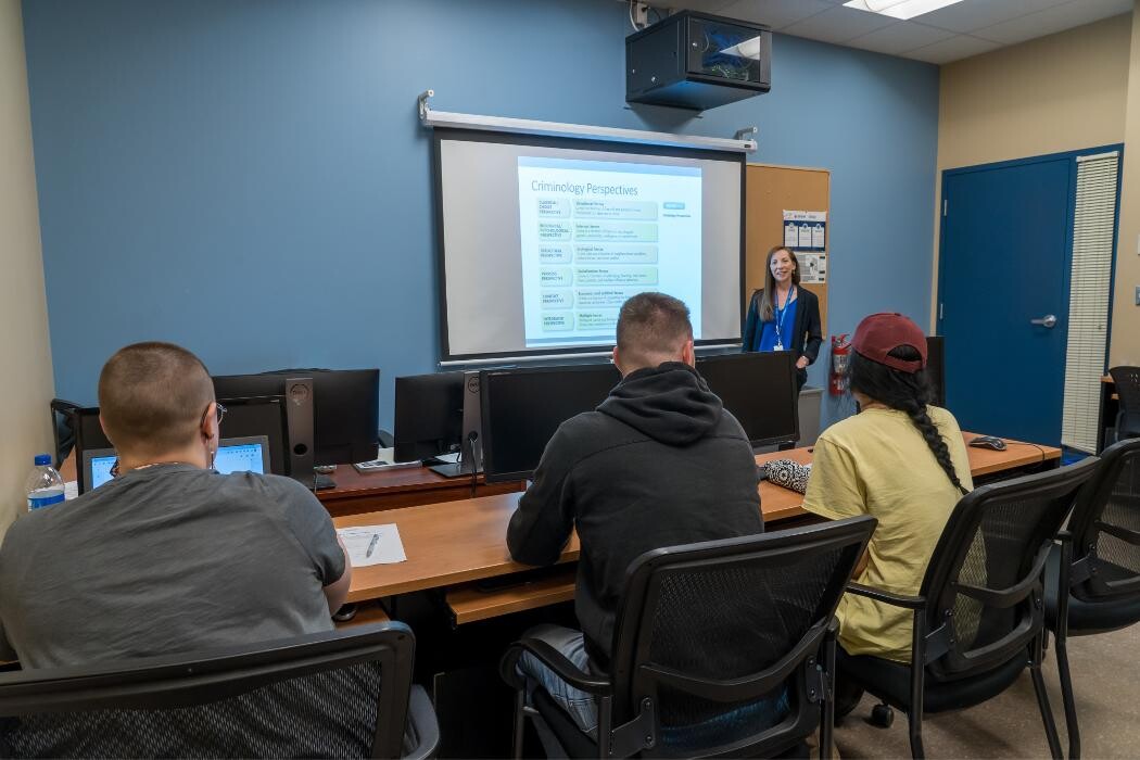 Images Eastern College - Halifax Campus