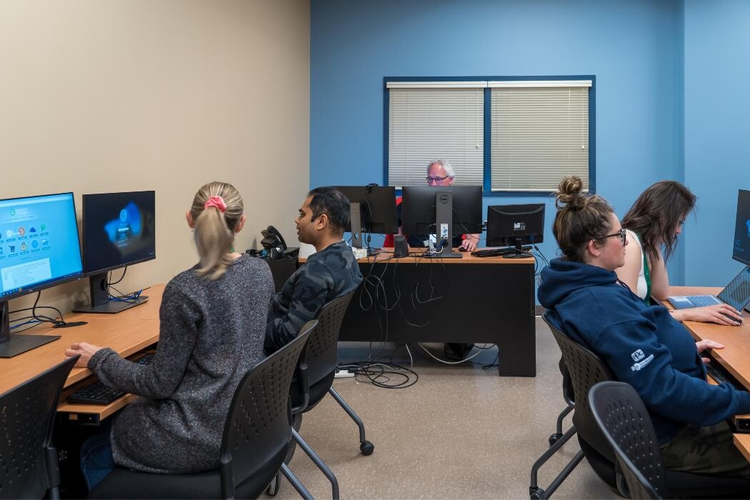 Images Eastern College - Halifax Campus