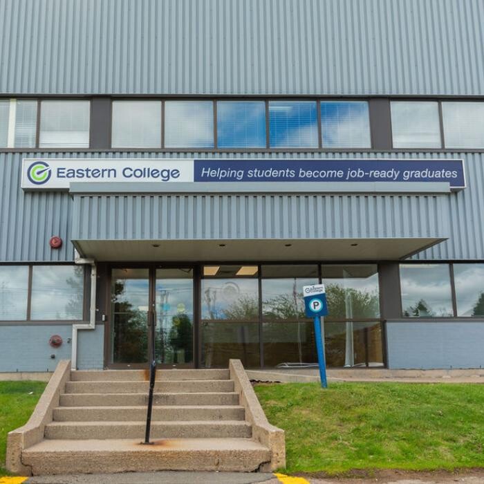 Images Eastern College - Moncton Campus